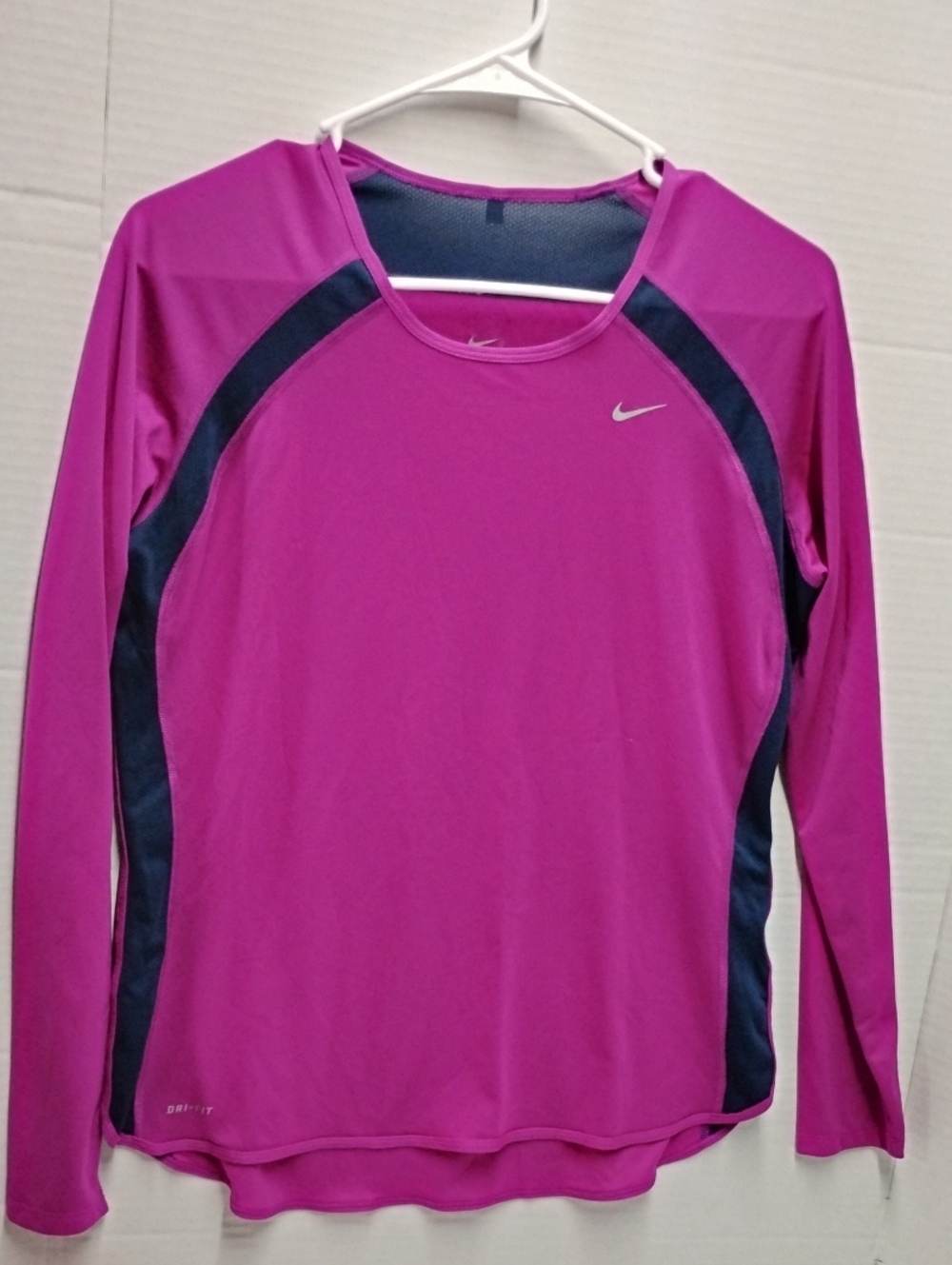 Nike Long-Sleeve Performance Top in Magenta with Navy Accents Large